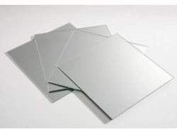 Set de 4 miroirs carrés 20 x 20 cm