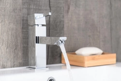Mitigeur lavabo chromé, SENSEA Bacata M