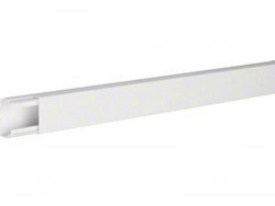 Moulure en pvc, H.3.3 X P.2 cm blanc